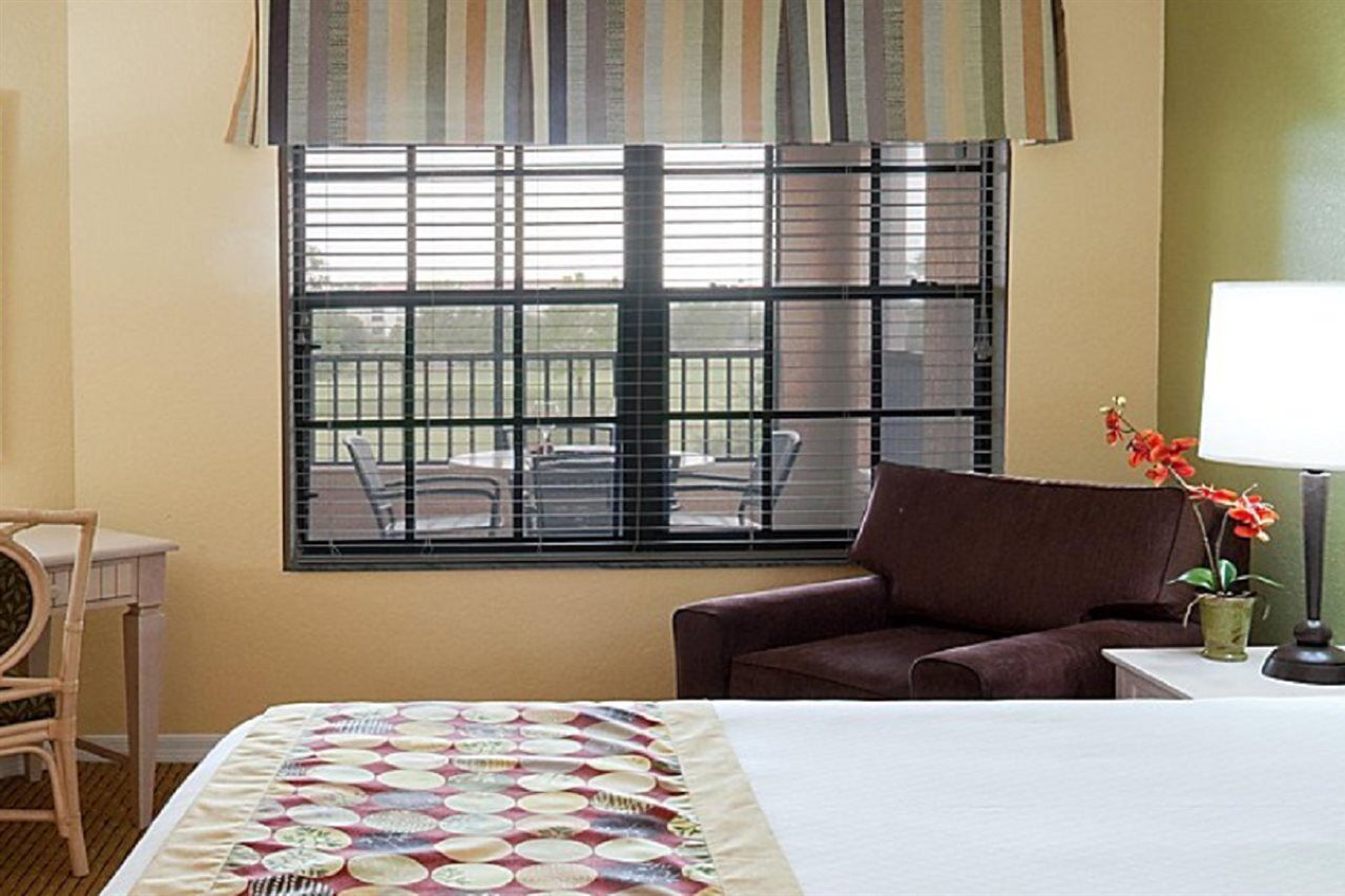 Club Vacations At Orange 4*